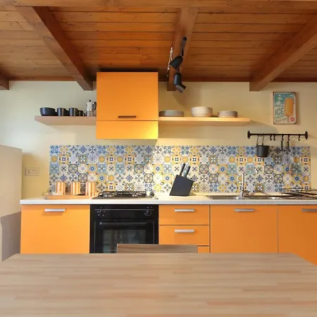 Sunny Flat - Self Apartment Cefalù